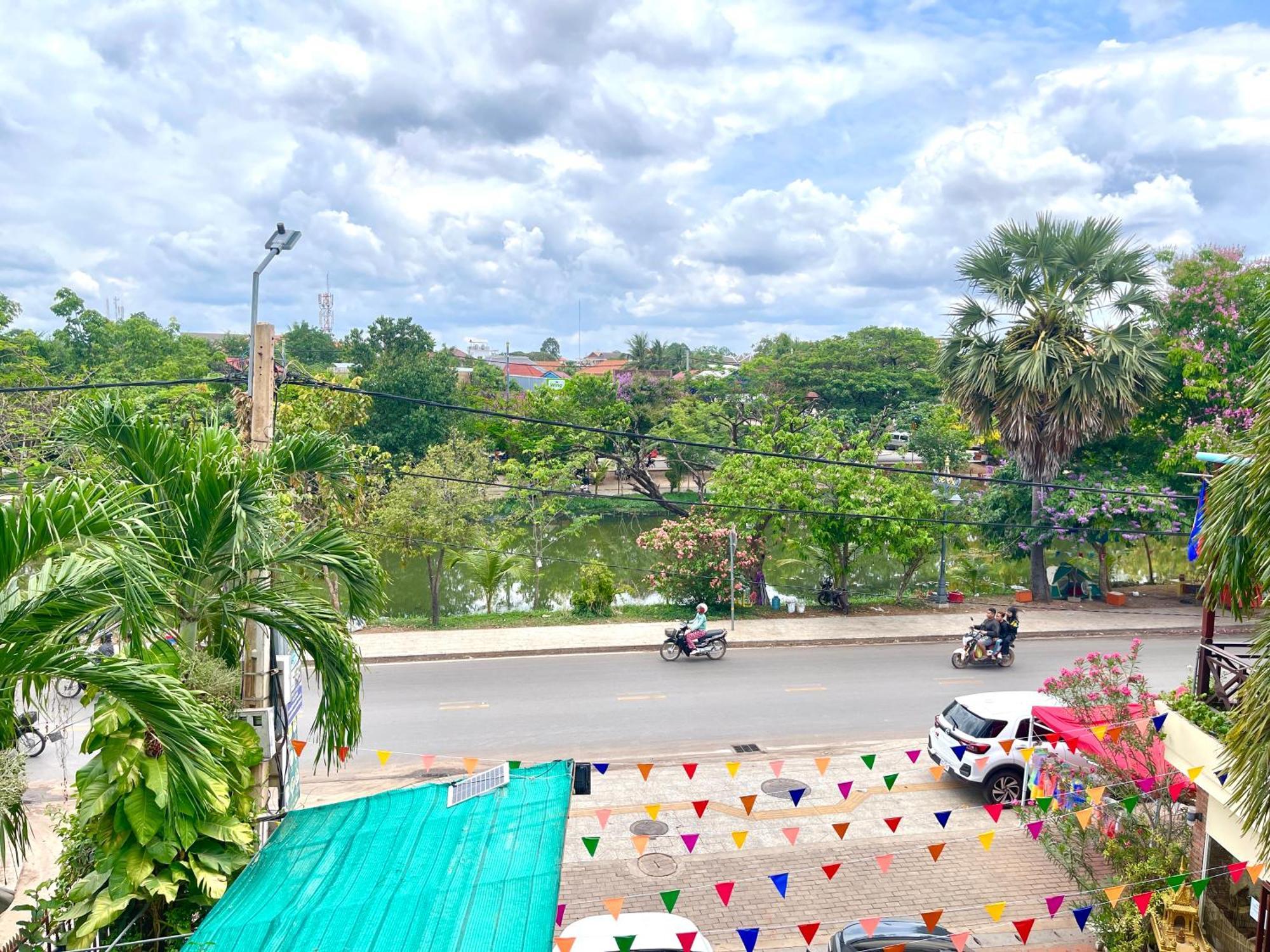 Siem Reap Riverside Hotel Kültér fotó
