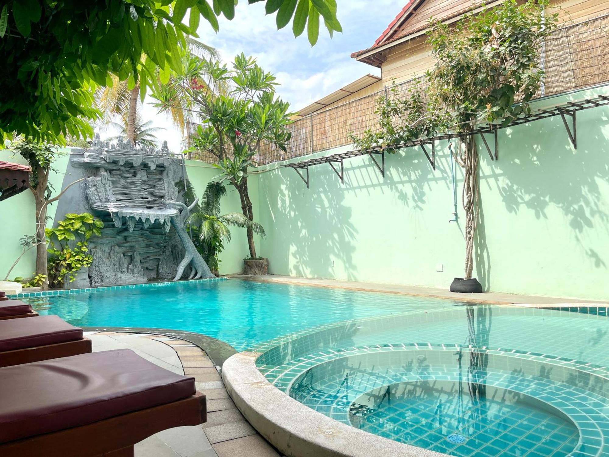 Siem Reap Riverside Hotel Kültér fotó