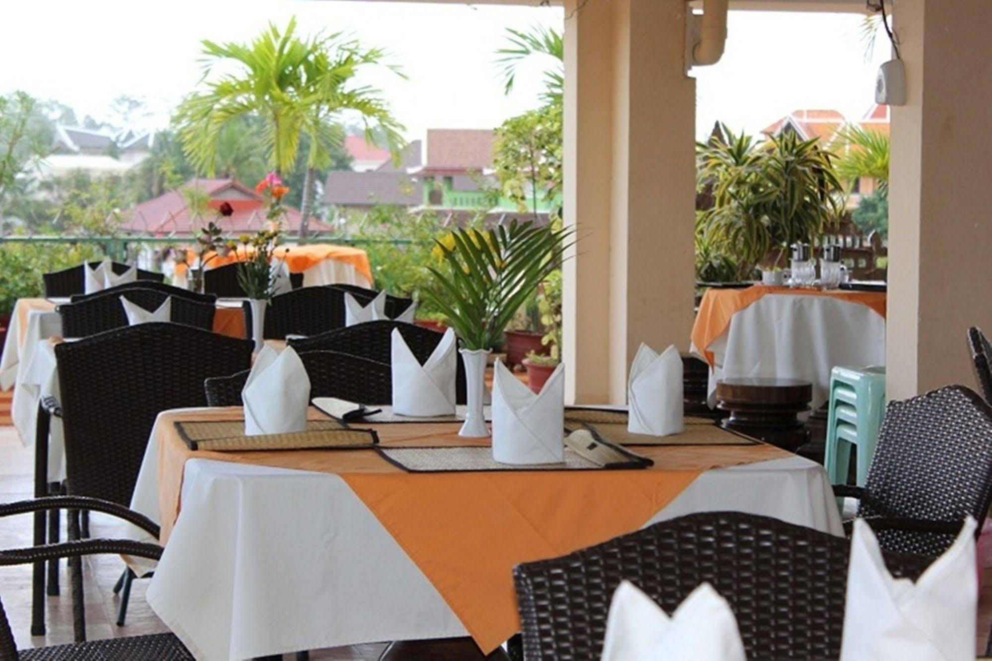 Siem Reap Riverside Hotel Kültér fotó